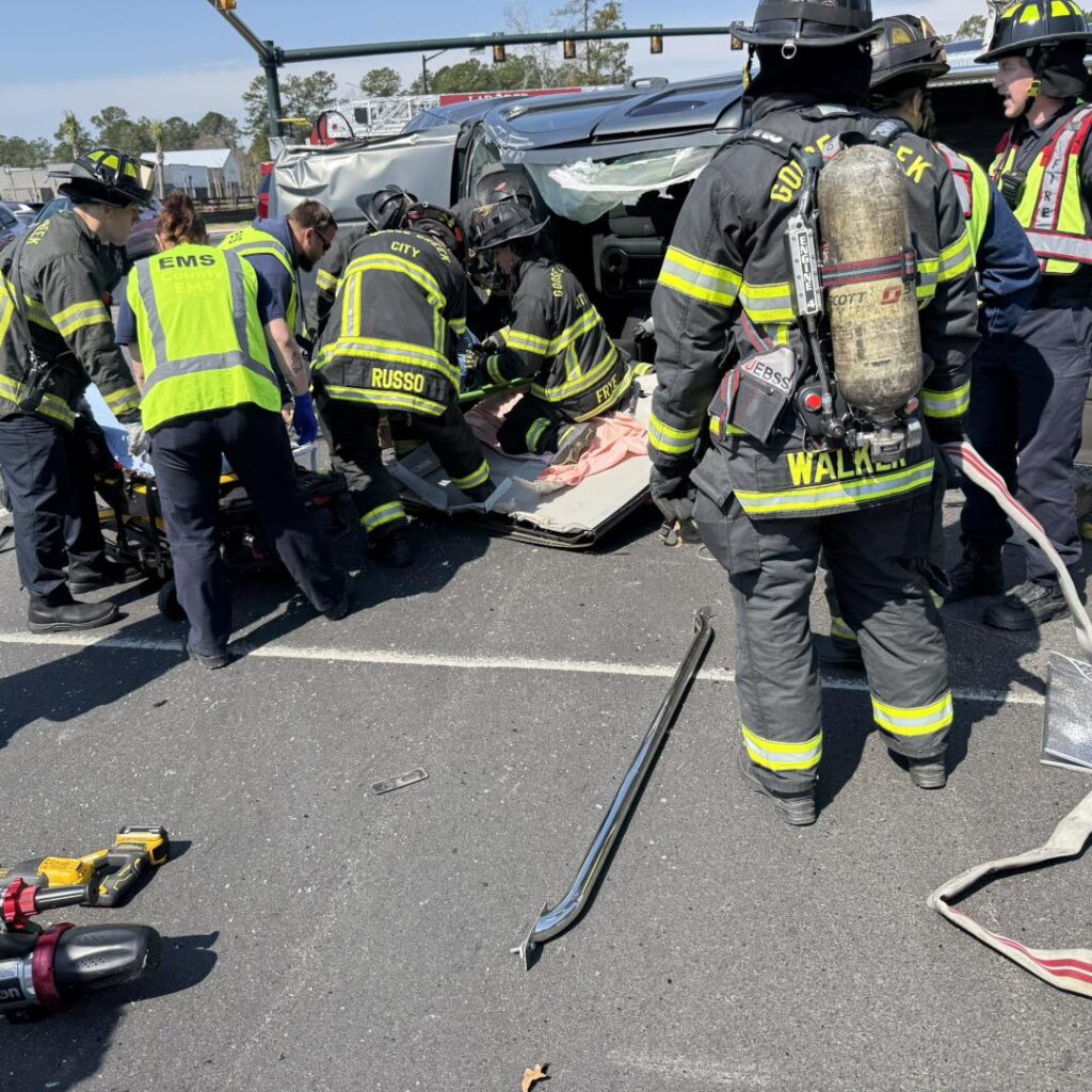 Accidente en Goose Creek | Si te lesionaste en un accidente Llama a George al 855-999-9999
